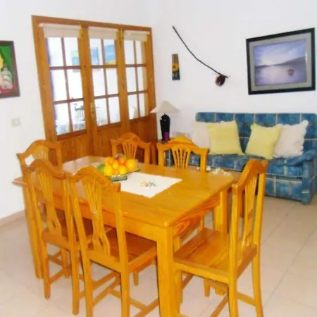 Appartement Punta De Mujeres Sleeps 4 Wifi *