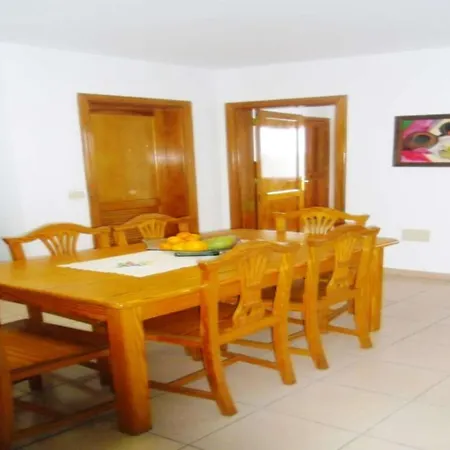 Punta De Mujeres Sleeps 4 Wifi